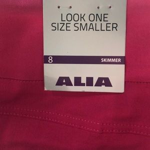 Slimming CAPRI PANTS Hot Pink w/zipper hardware